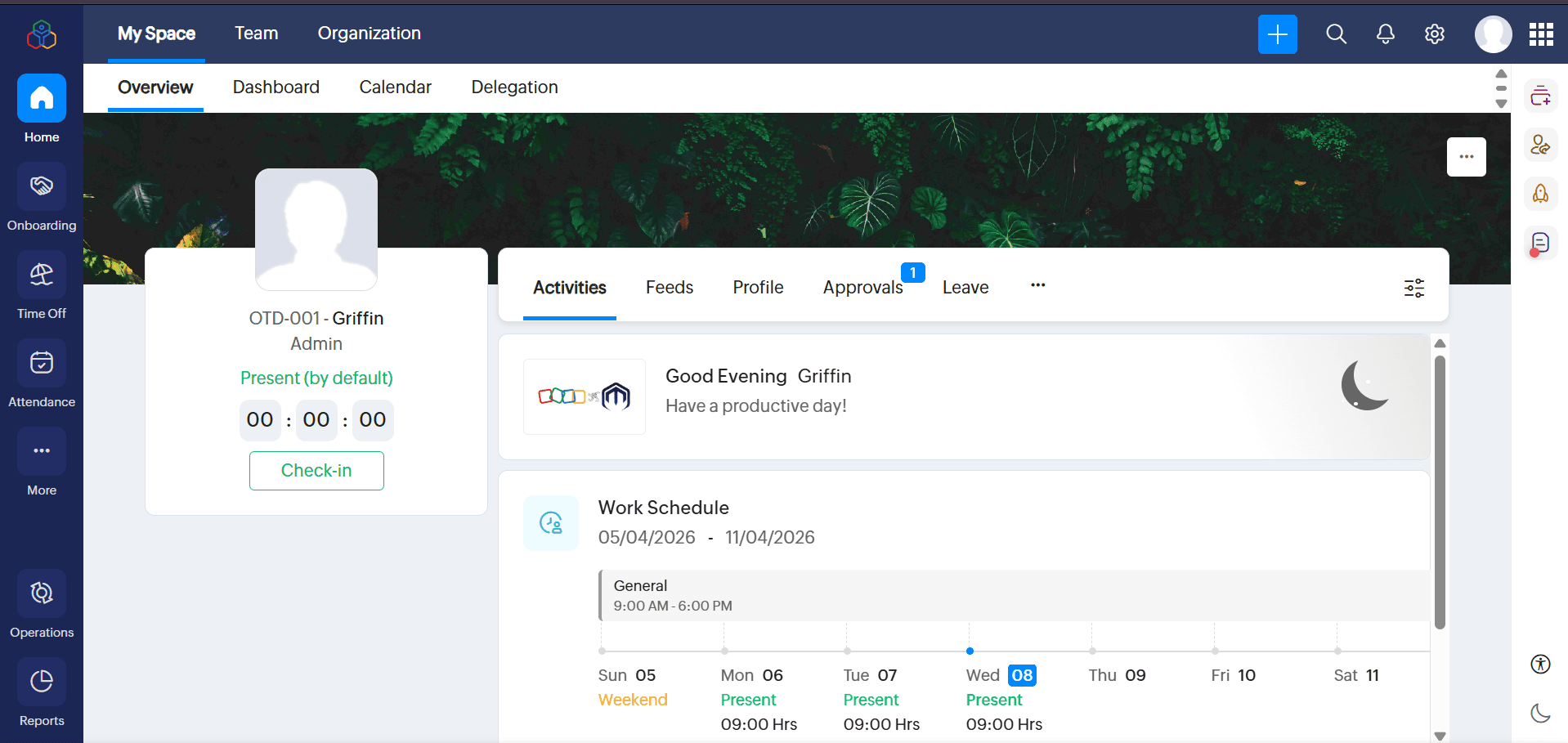 Zoho People employee dashboard